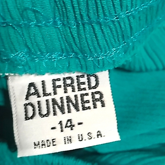Alfred Dunner Teal 2 Piece Textured Pants Suit. Size 16 Top / 14 Pants. NWOT - Picture 11 of 13